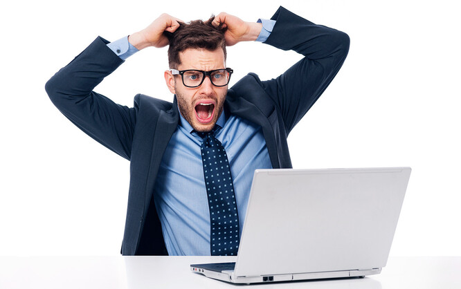 Kryzys puka do drzwi firmy? Jak go rozpoznać i zażegnać?